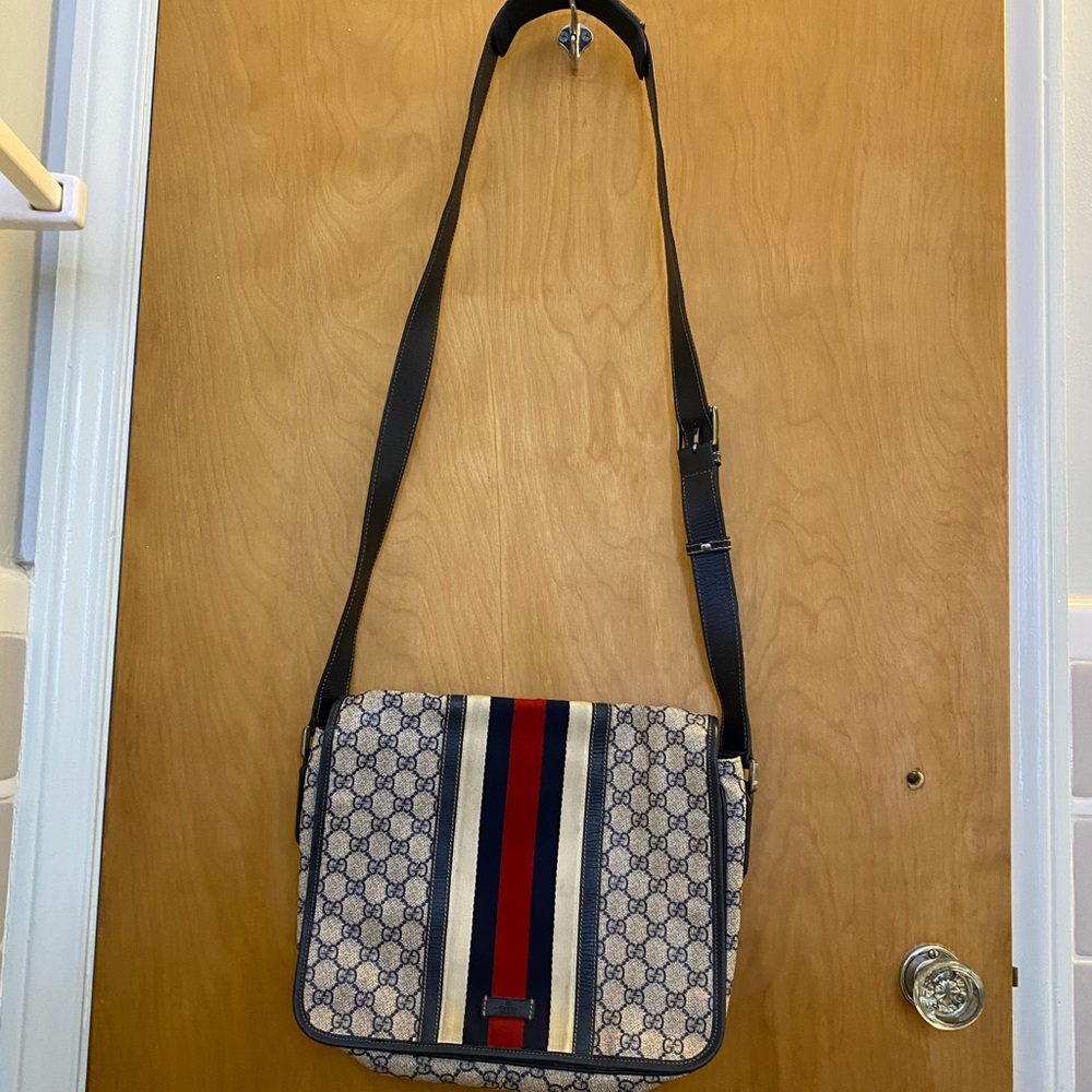 Authentic Gucci Messenger Bag